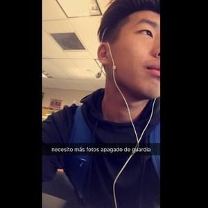 Meet your Posher, Maximos