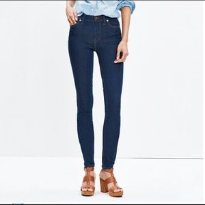 Madewell High-Rise Skinny Jeans in Davis