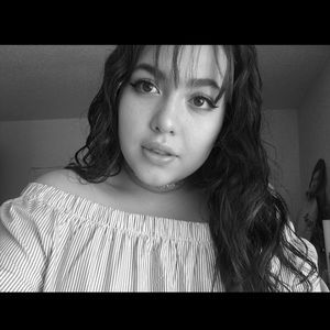 Meet your Posher, Valentina