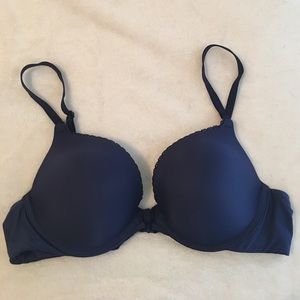 Victoria's Secret Navy Push-up Bra