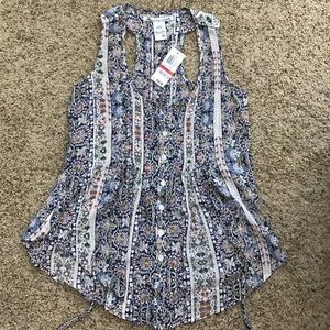 American Rag light weight tank top (New with tags)