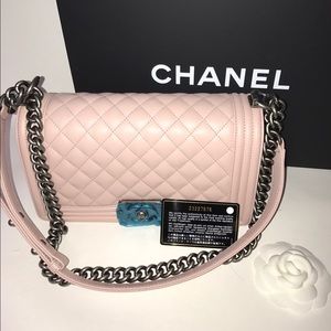 Chanel boy bag