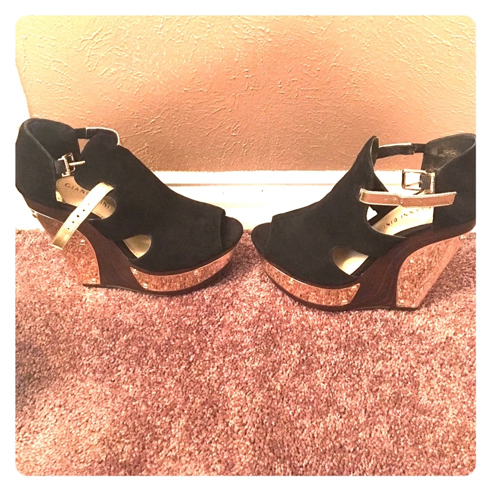 Gianni Bini Wedge