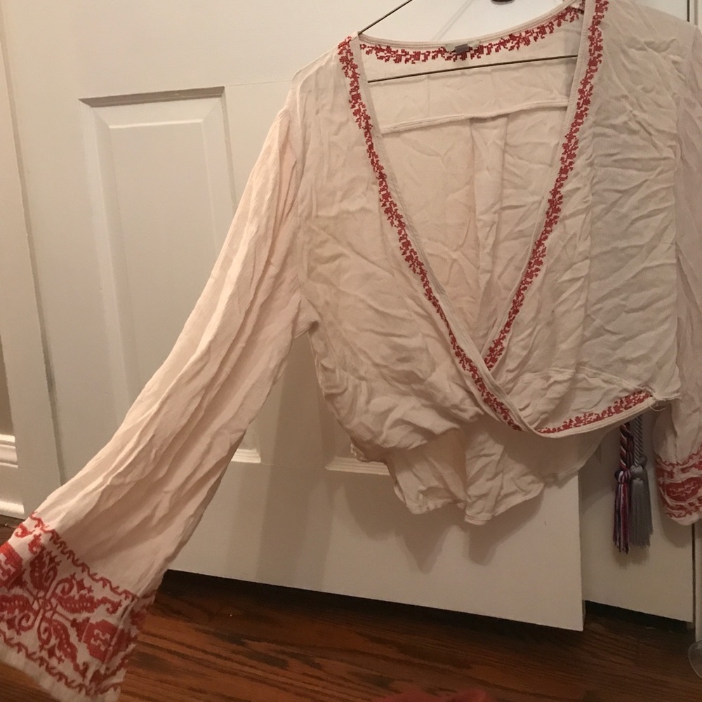 Ecote cara deep plunge surplice blouse