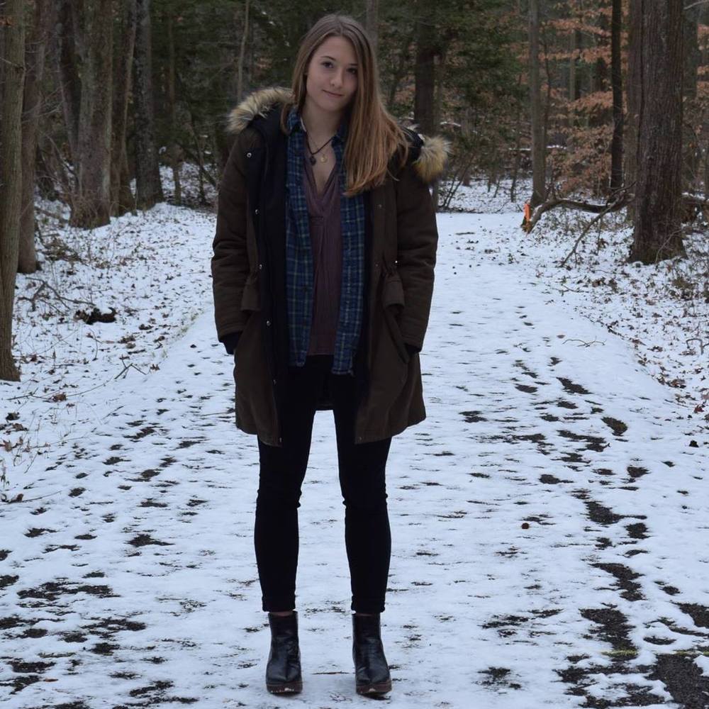 Meet your Posher, Joelle