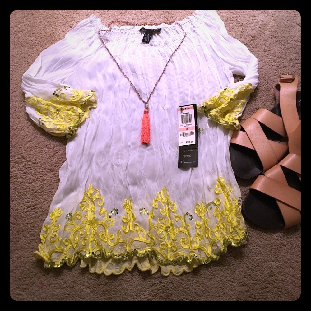 Breathtaking INC São Paulo top✨NWT PRICE DROP 🔥 - Picture 1 of 5