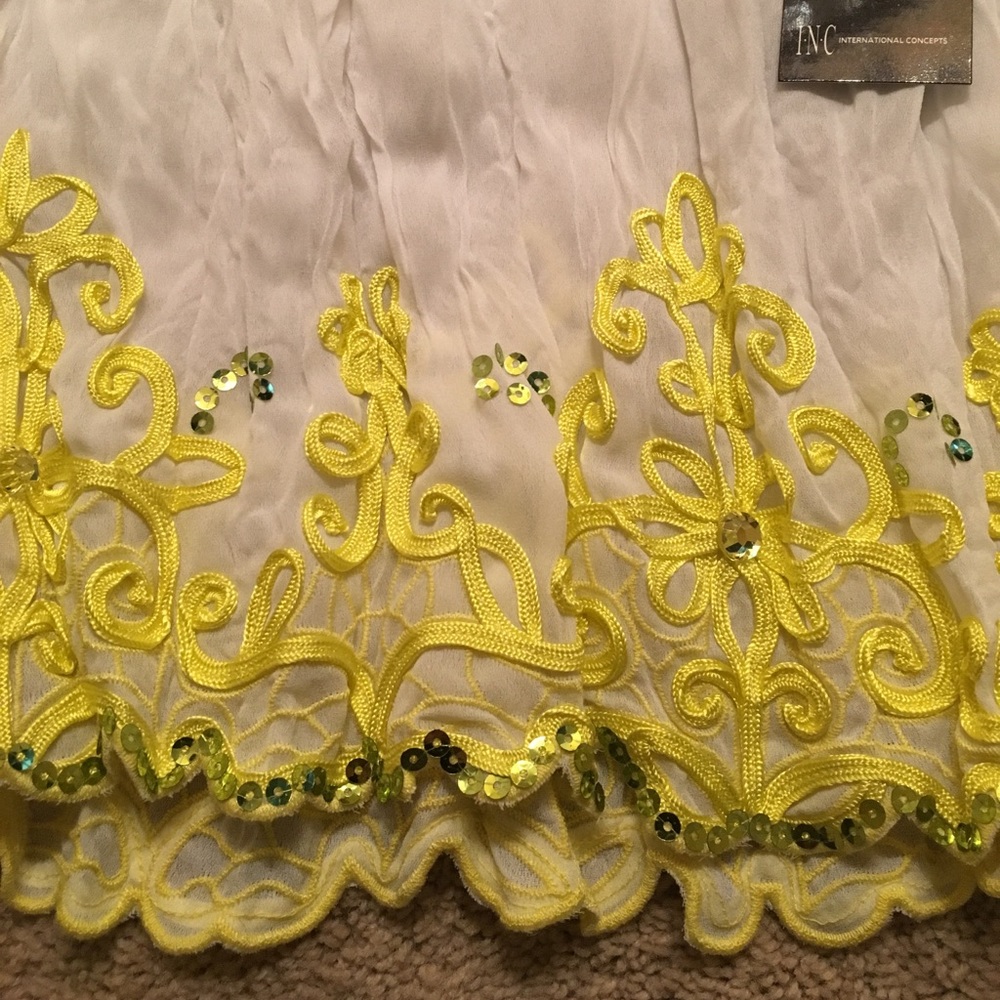 Breathtaking INC São Paulo top✨NWT PRICE DROP 🔥 - Picture 2 of 5
