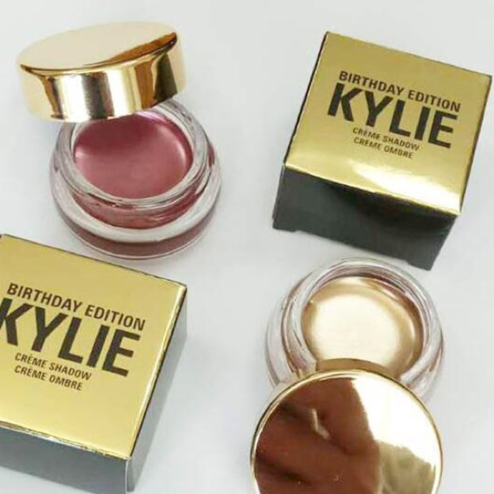 2 colors birthday edition shadow Kylie Jenner