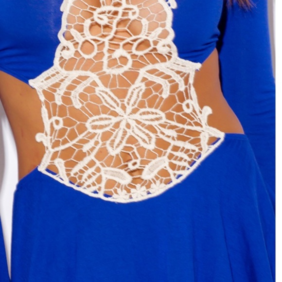 Closet Clear Out 💫 Crochet Boho Mini - Picture 4 of 4