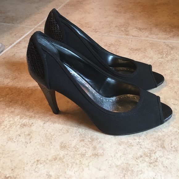 BCBGirls Peep Toe Heel - Picture 1 of 3