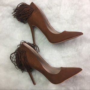 Size 10 fringe back point toe heels 👠