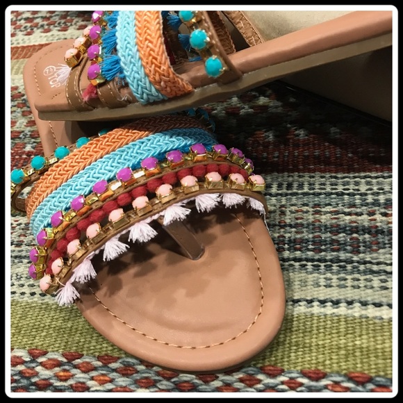 LAST PAIR BOHO CHIC slide thong sandals - Picture 2 of 7