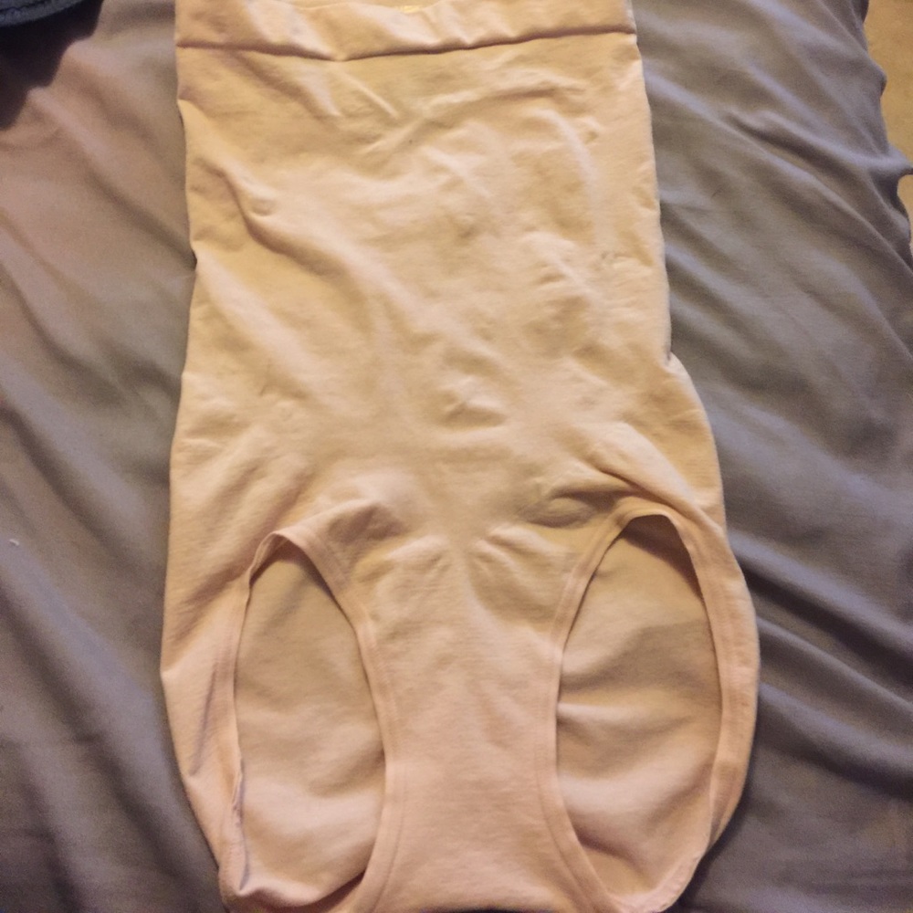 Higher power panties Spanx by Sara Blakely