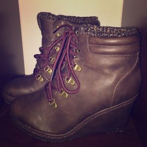 Ankle boots booties