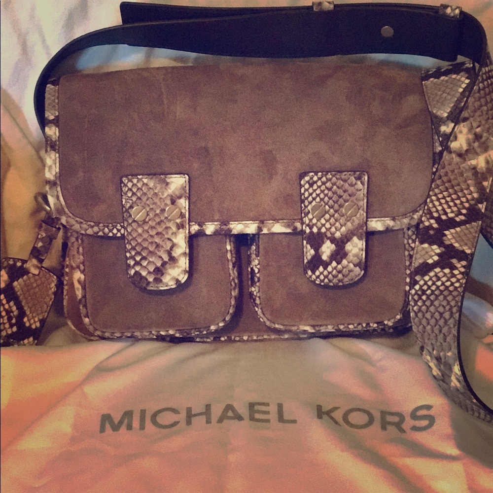 (Sale)Michael Kors snakeskin & suede