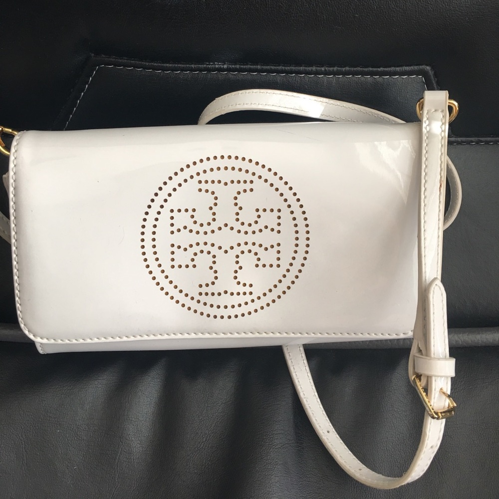 Tory Burch cross body clutch with removal strap