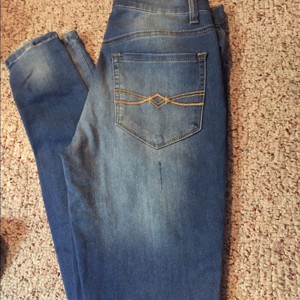 Mudd jeggings.