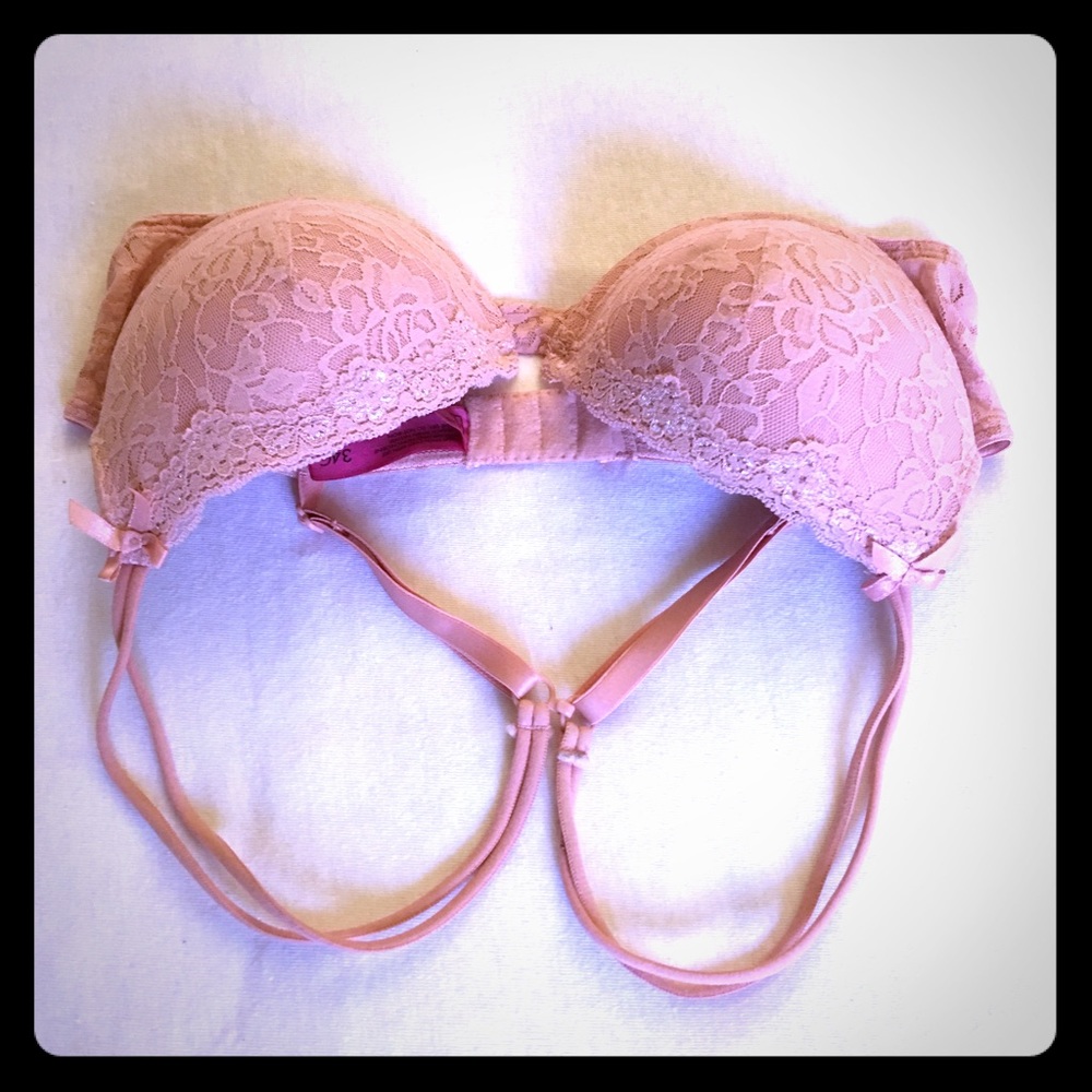 Pretty lace push up bars