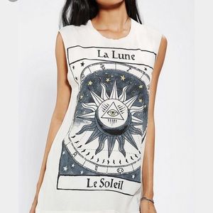 La Luna Urban Outfitters Vintage muscle shirt