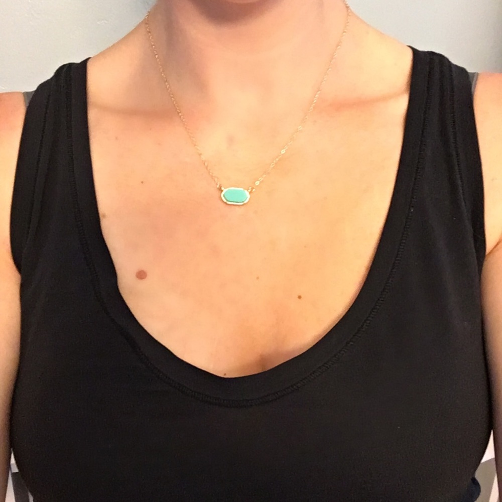 Delicate Pendant Necklace - Picture 4 of 4