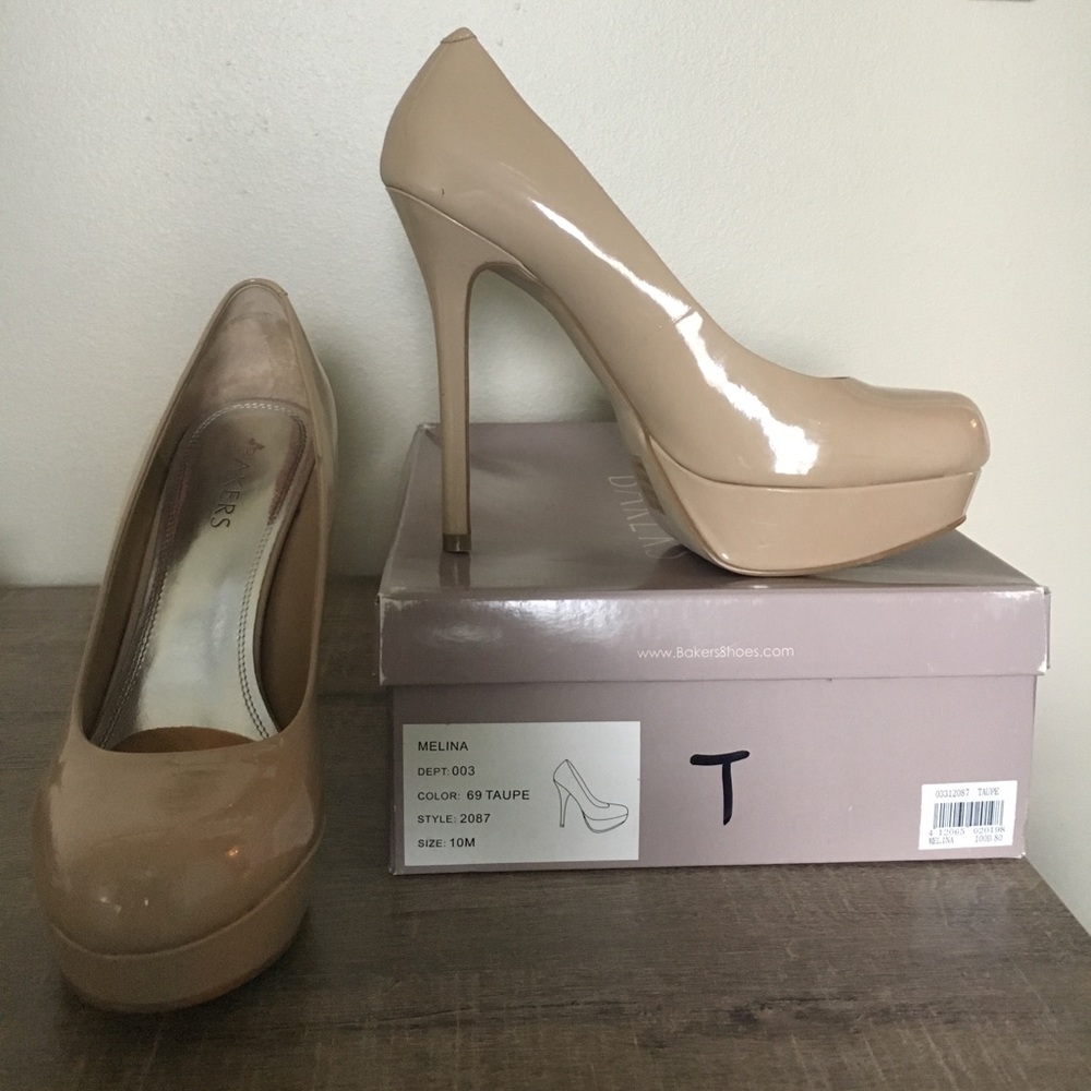 Bakers | Melina | Nude/Taupe Pumps Size 10