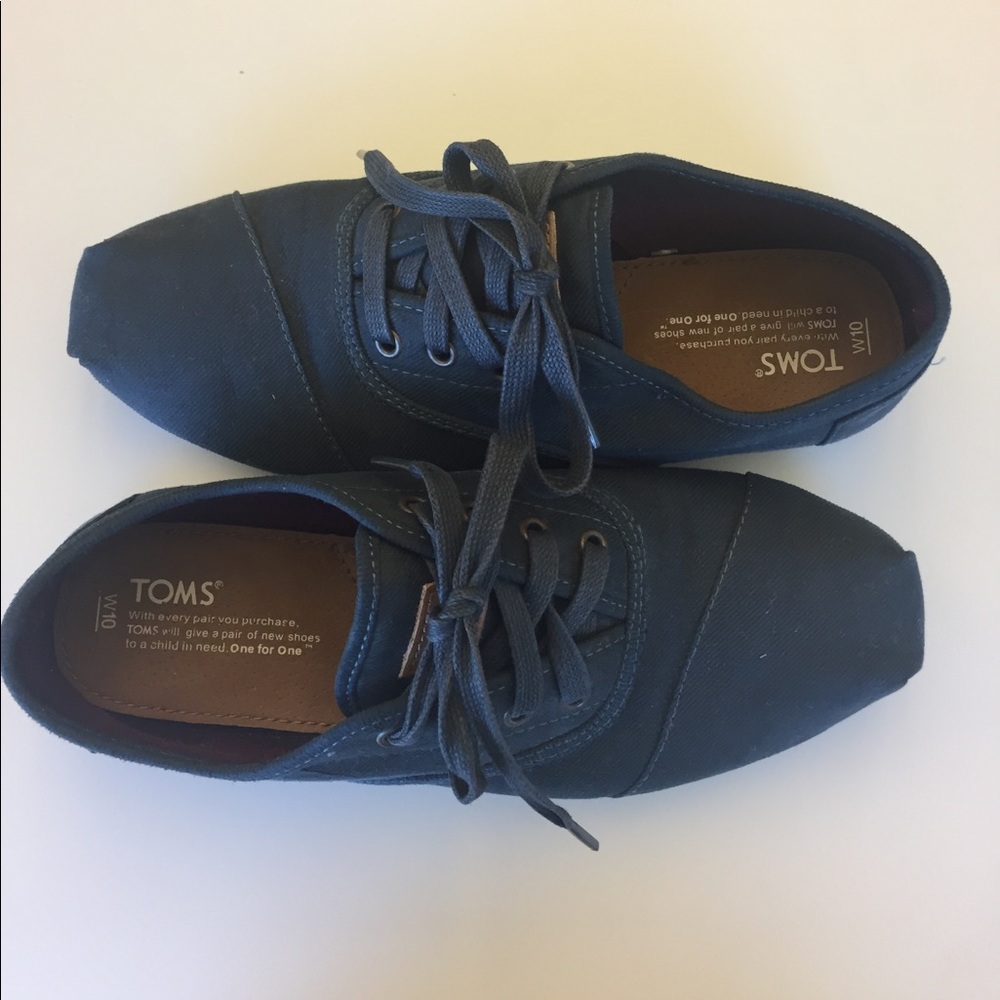 Toms Navy Lace Up Shoes