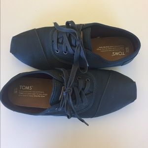 Toms Navy Lace Up Shoes