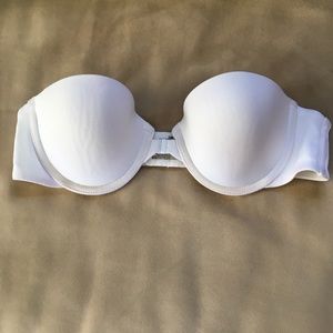 White strapless bra. Has latched to add straps.