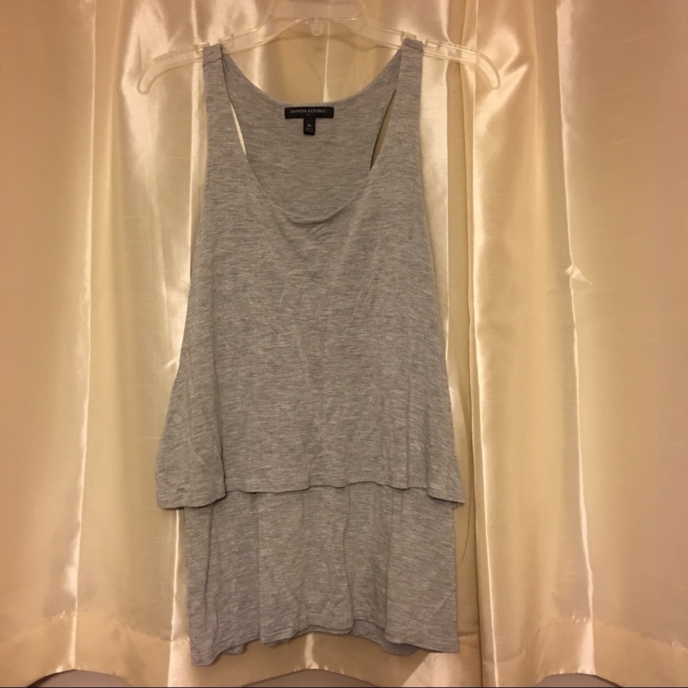 Banana Republic Grey Sleeveless Shirt/ tank top, M