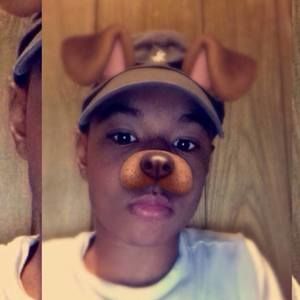 Meet your Posher, Carlos