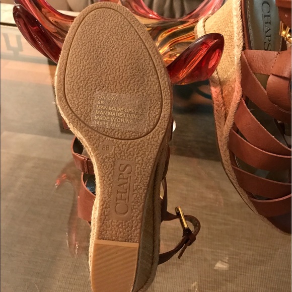 Cute pair of Chaps Wedges 🌻 - Picture 3 of 5