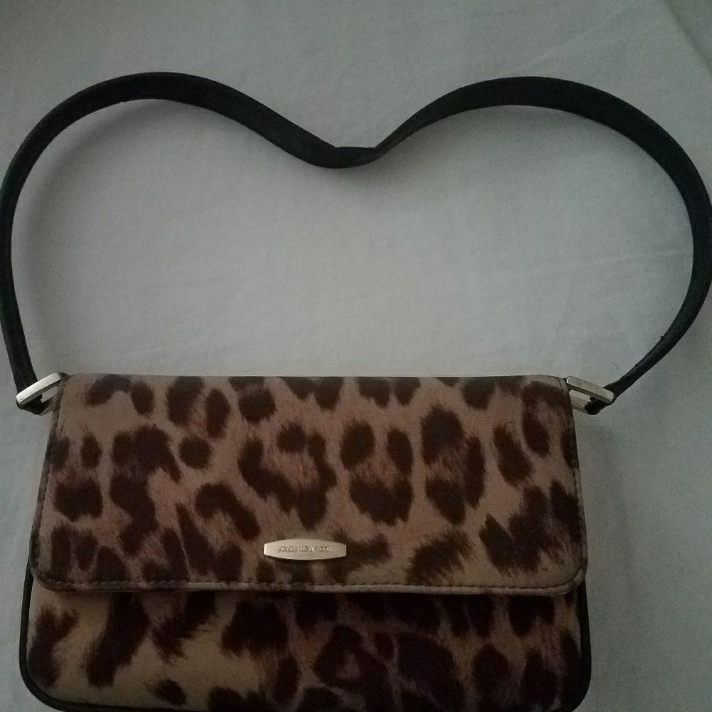 Womens purse
