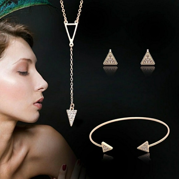 Jewelry - Crystal Arrow Jewelry Set