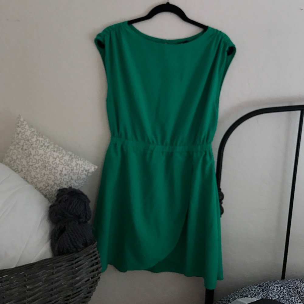 Emerald Green Cinched Waist Dress
