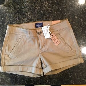 New! American Eagle khaki shorts Sz00