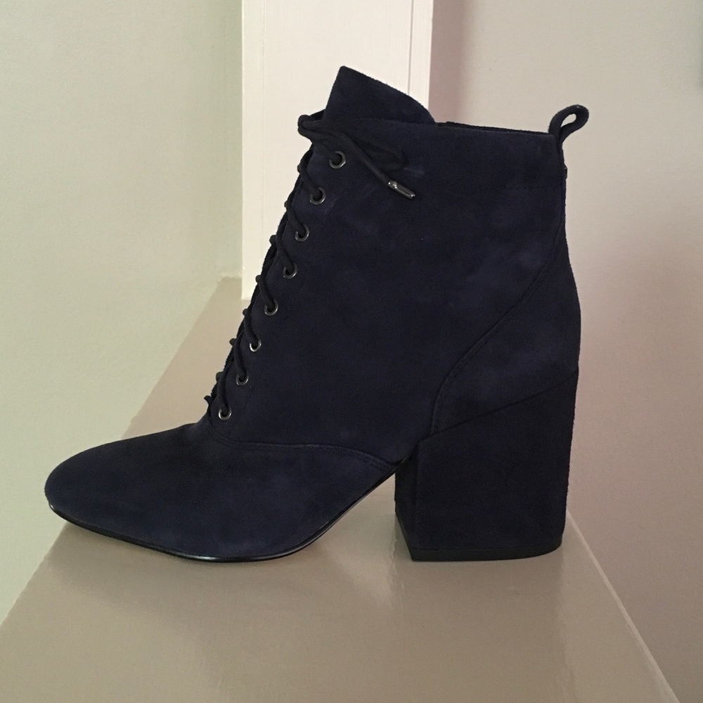 Sam Edelman Navy Suede booties- Like New, size 7