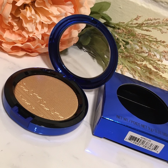 MAC Oh Darling Limited Edition Packaging - Picture 1 of 4