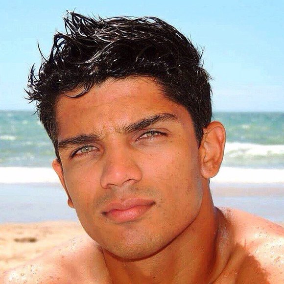 Meet your Posher, Felipe - Picture 1 of 1