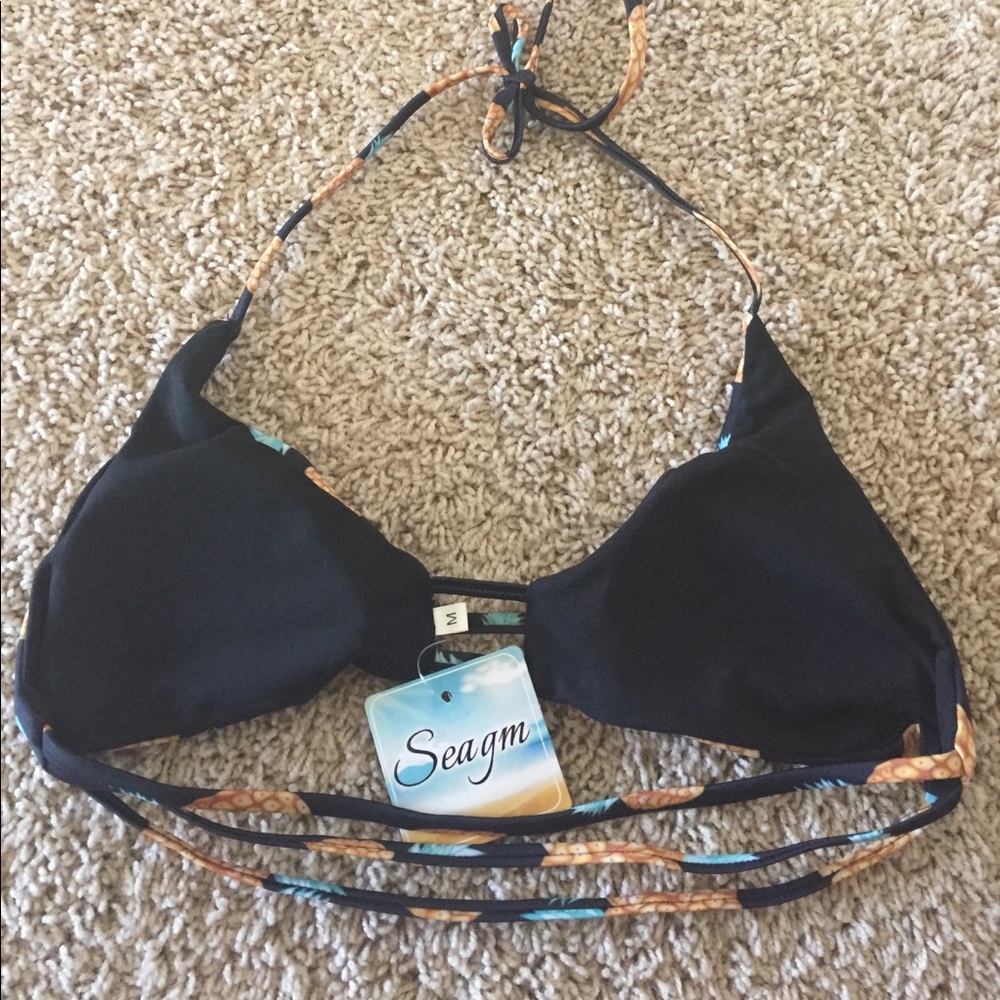 Cute pineapple swim top - Picture 2 of 4