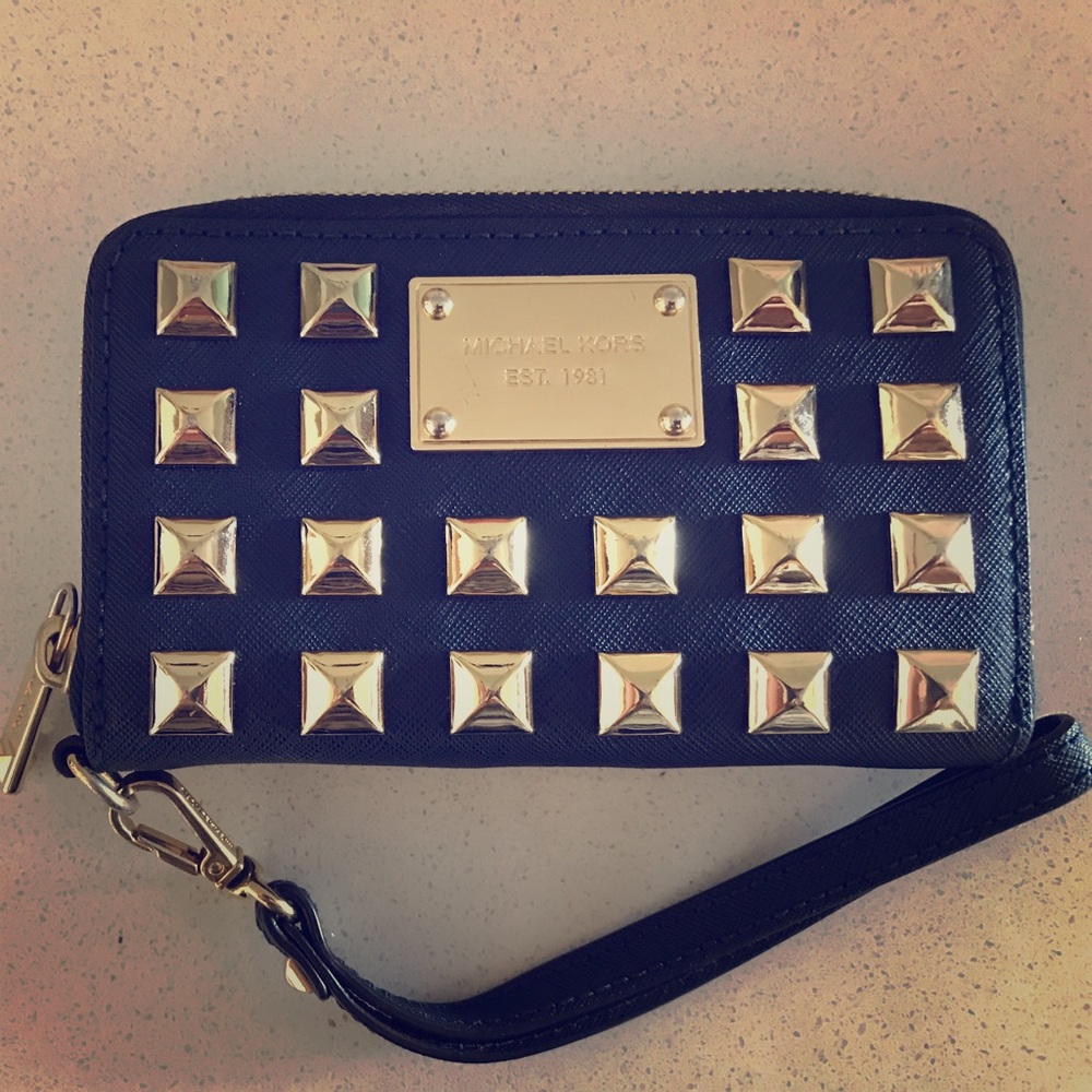 Navy Michael Kors Wristlet