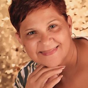 Meet your Posher, Toya