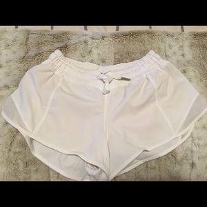 lululemon Hotty Hot Short Size 4 White