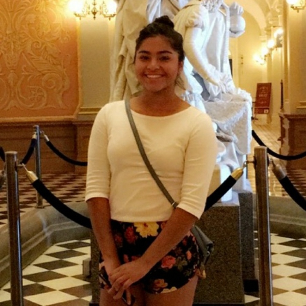 Meet your Posher, Vanessa