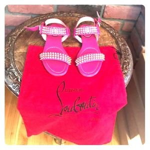 SANDALS!! Bikee Bike Christian Louboutin Flat
