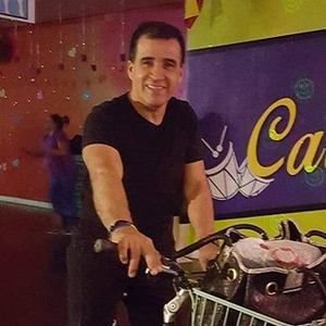 Meet your Posher, Hernando