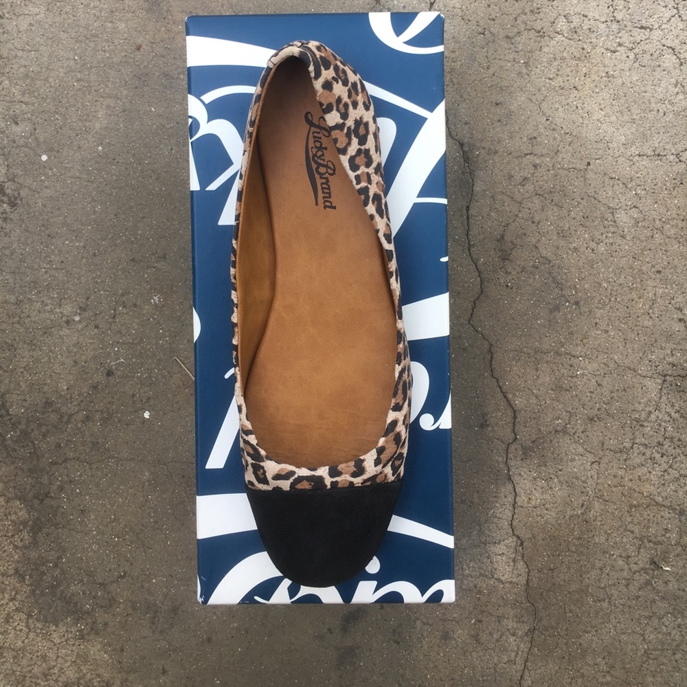 NIB Lucky Brand Leopard Print flats