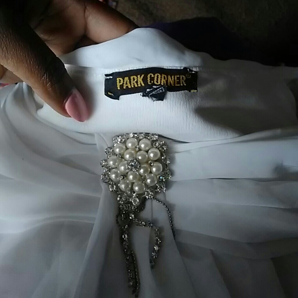 Party/ wedding diamond dress - Picture 2 of 3