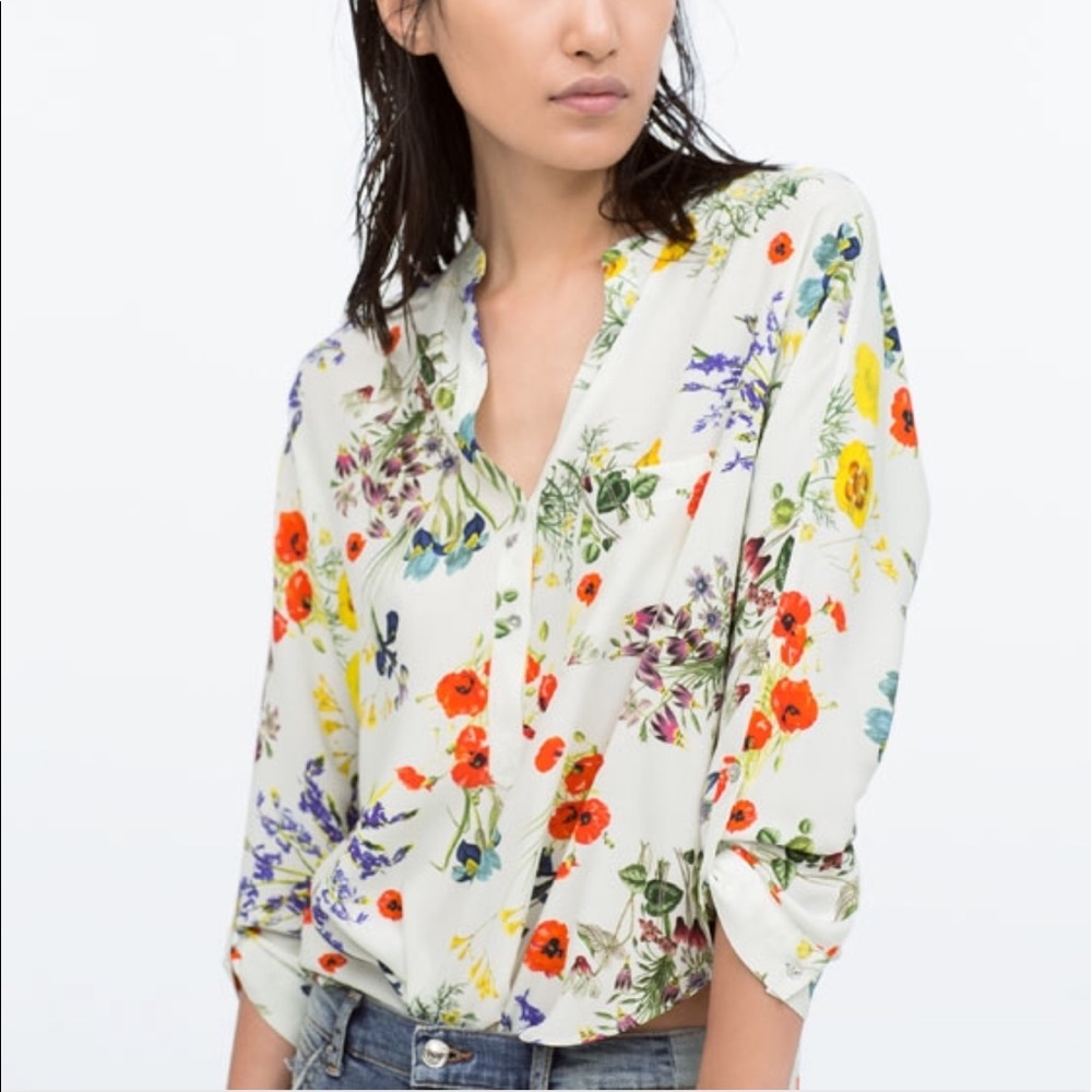 Elegant ZARA Floral Print Blouse