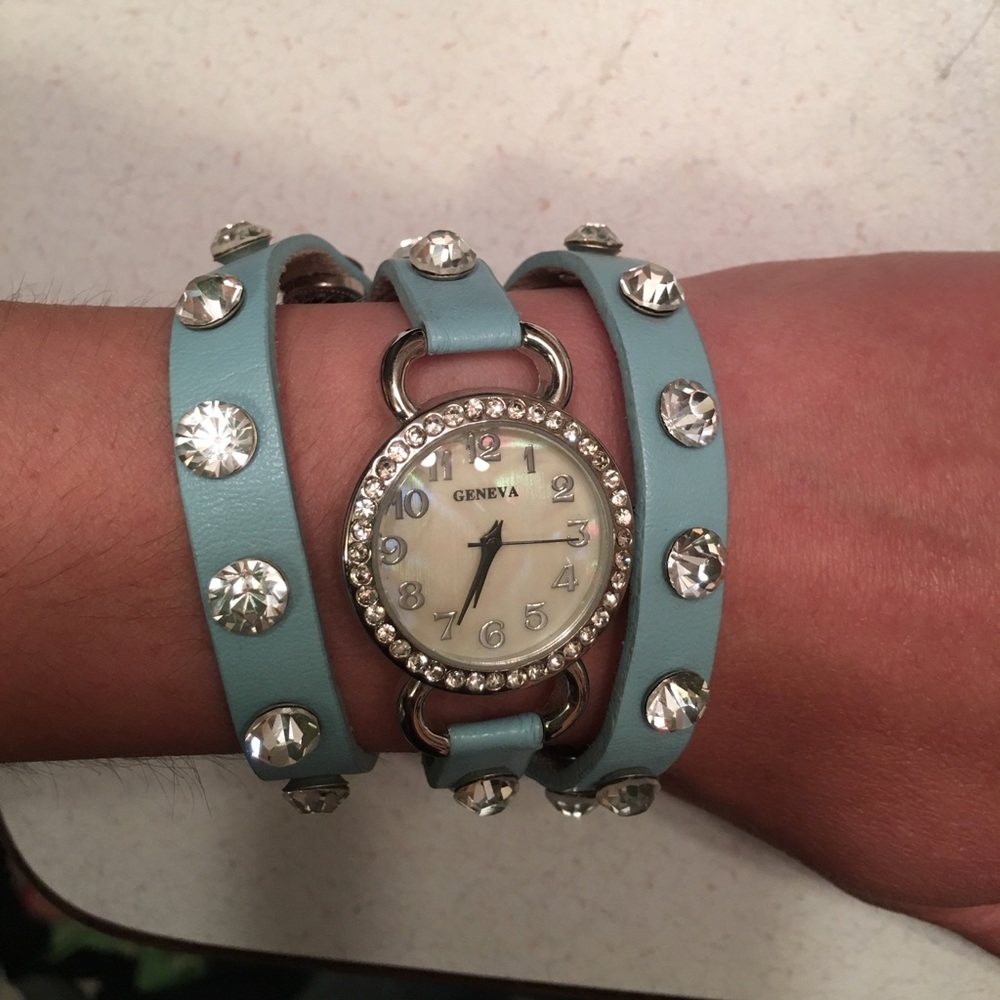 Beautiful wrap around Geneva Watch