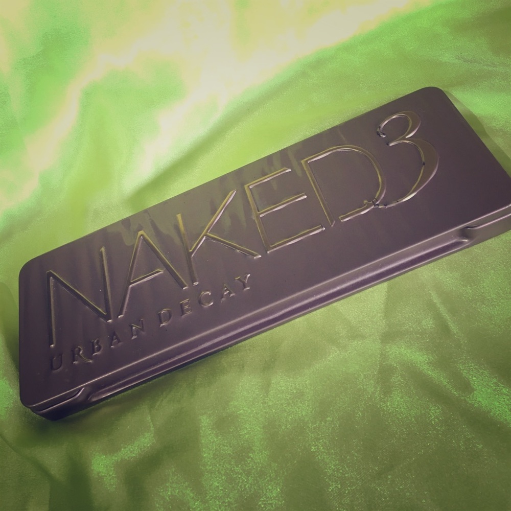 Urban decay naked3 palette